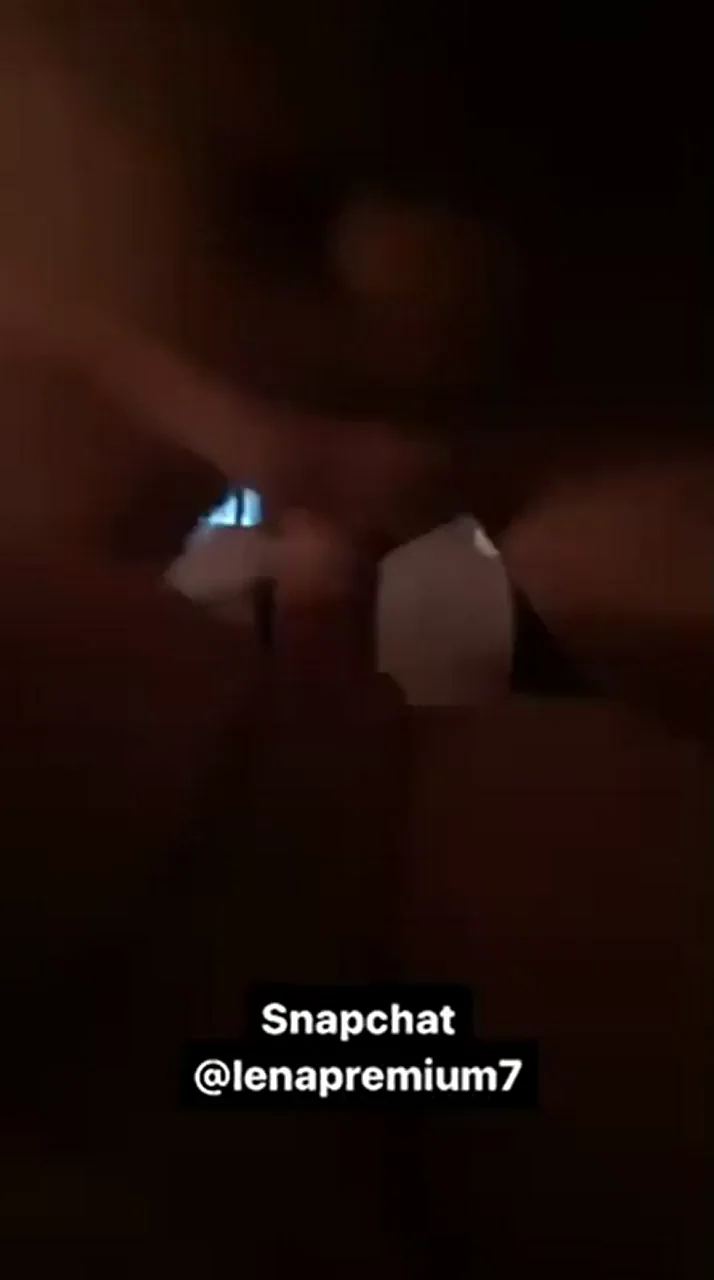 I want a random redditor to fuck me raw :)
