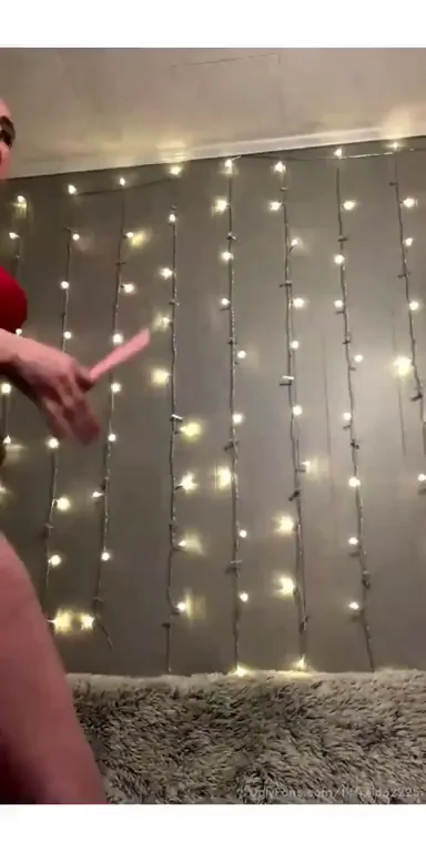 Come Play & Twerk with Tiff Reid's Juicy Booty 🍑🎮