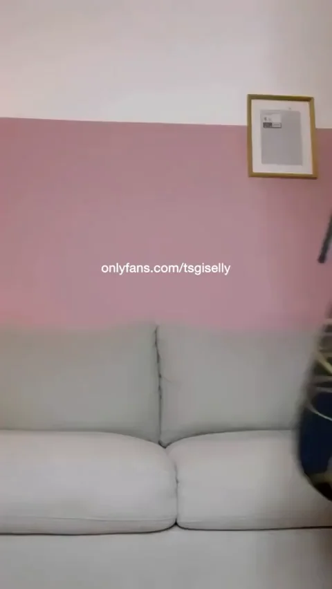 Gym Girl's Massive Dick Bulge Surprise