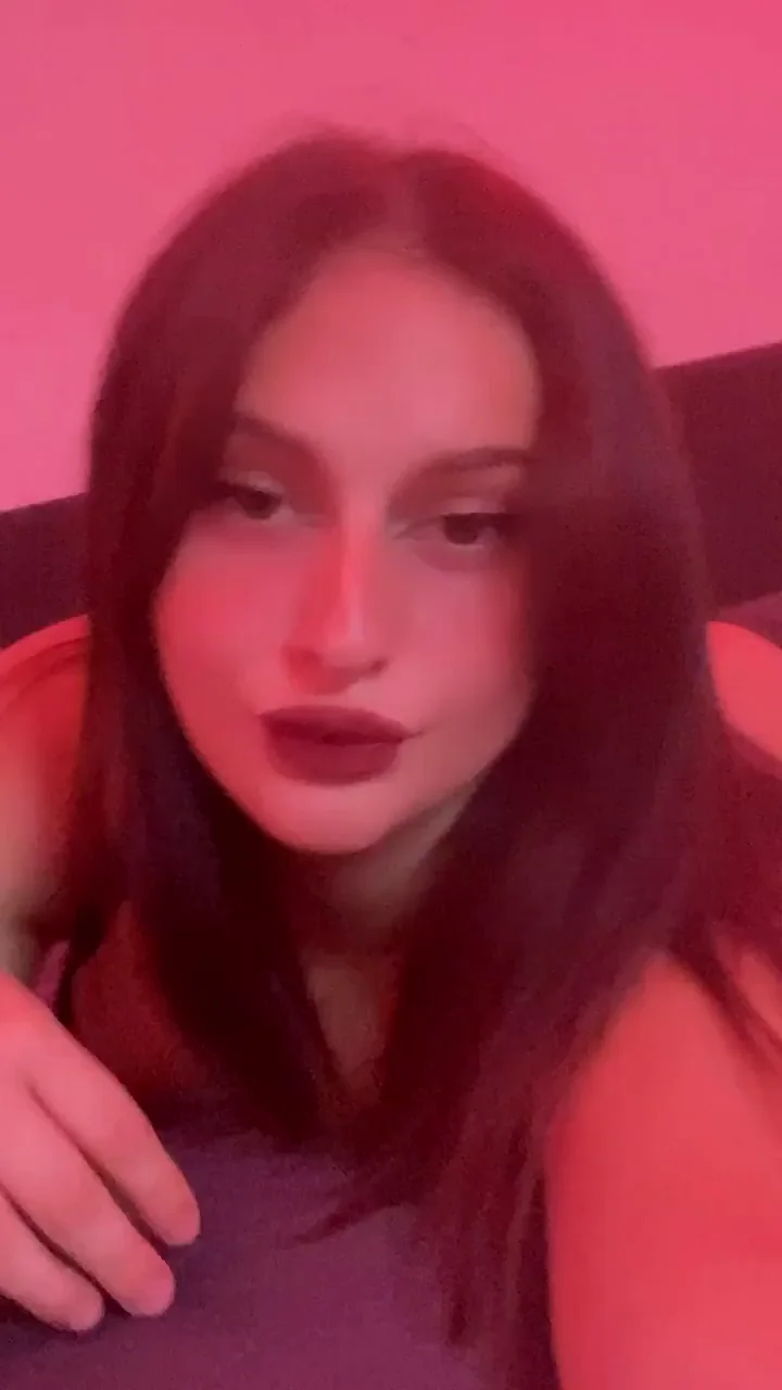 Raw Egirl Tease: No Birth Control, Pull Out or Bust?