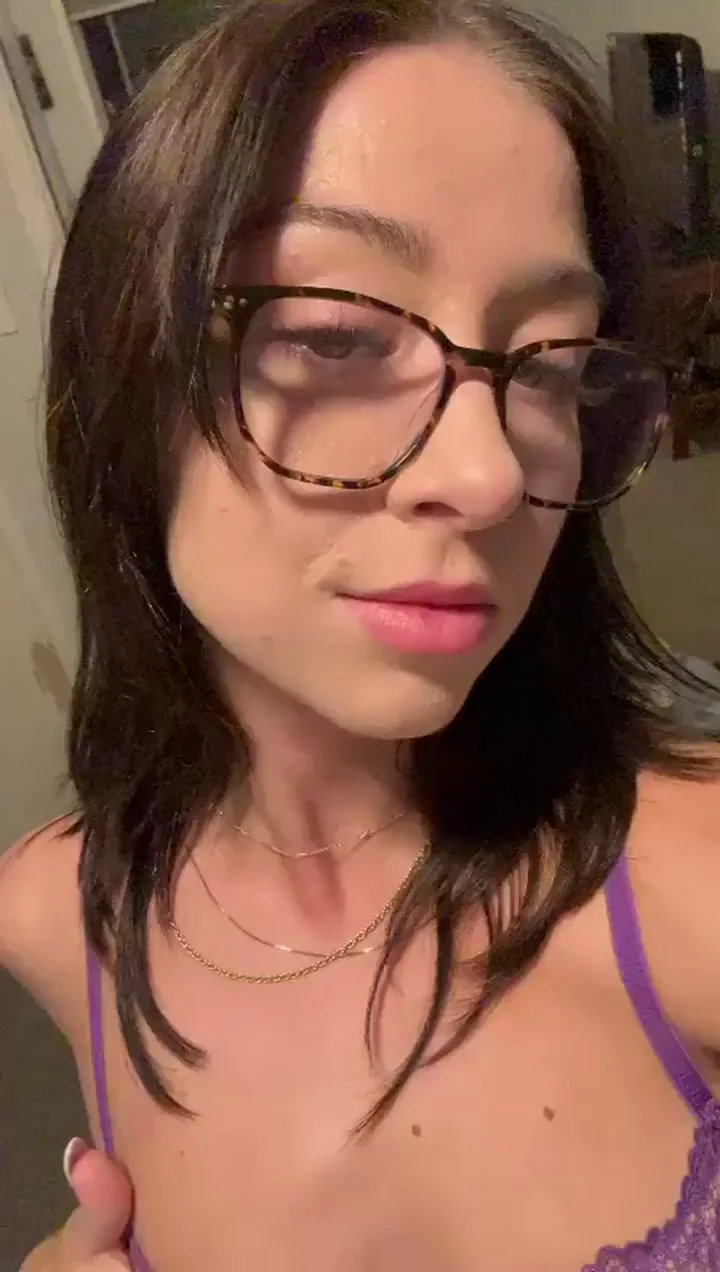 Ever Fucked a Funsized Slut My Size? 😈🔥