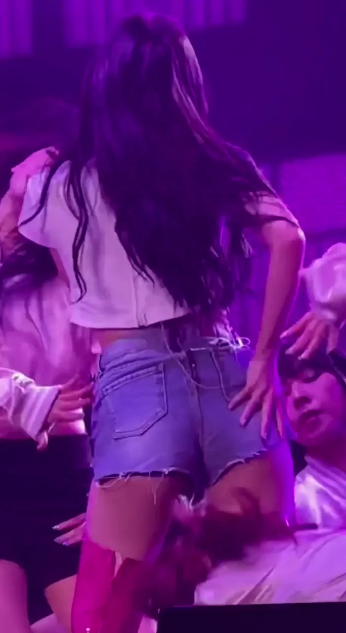 TWICE Mina's Slutty Ass Twerk in Tiny Denim Shorts