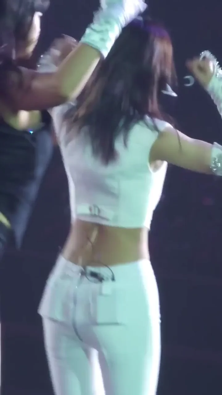 TWICE - Tzuyu