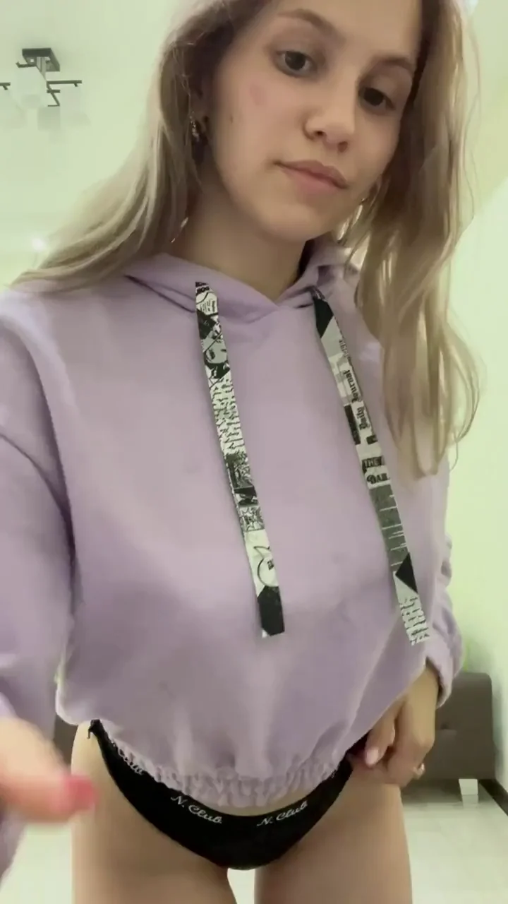 Tight tummies are the sexiest