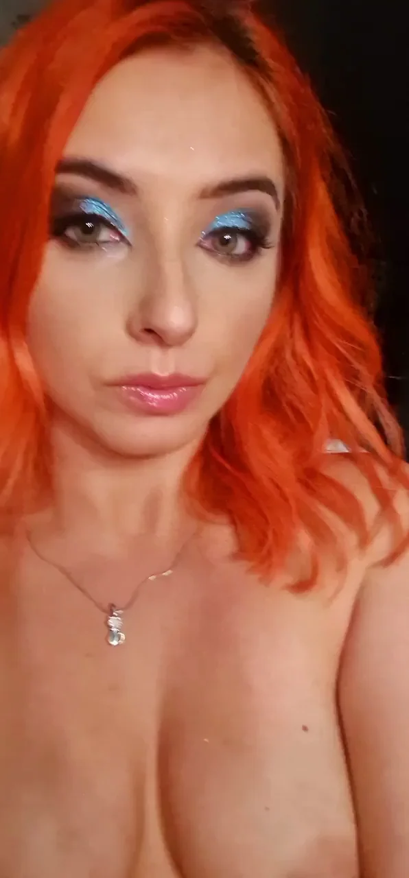 My tits are favourite cum targets but I preffer them in my kitty