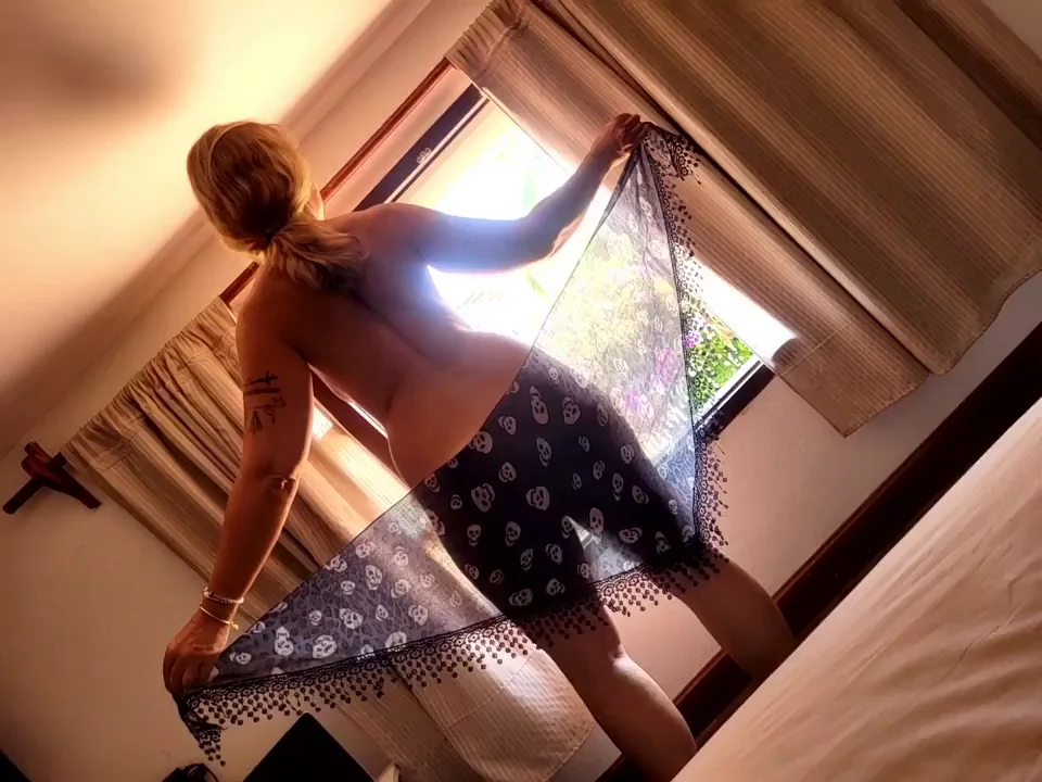 Hubby is out of town & I need some company (51y)