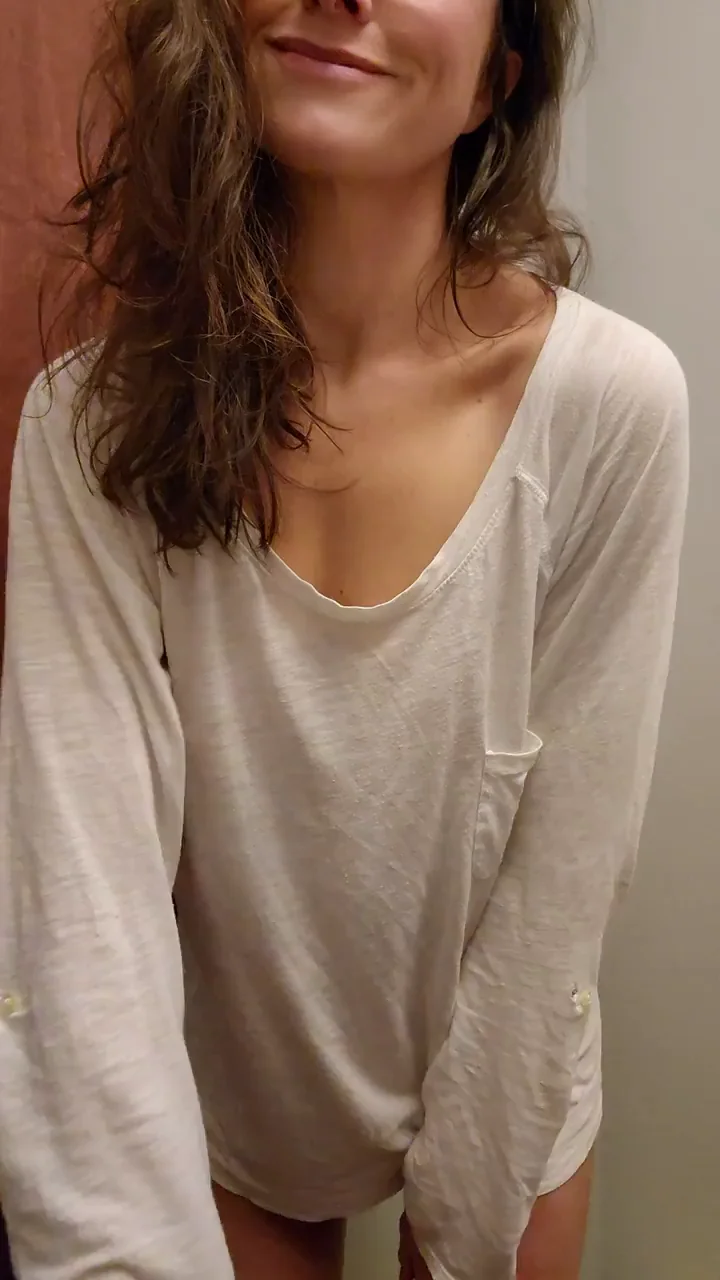 37yo mom. Would you toss me around?