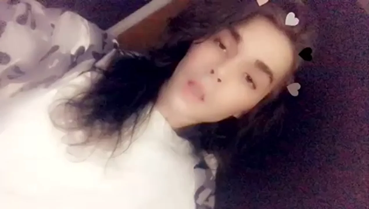 Say Hi If You Crave My Thick Trans Dick Tease 😈