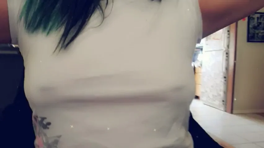 Rate My Juicy Natural Tits? 😍🍈🍈