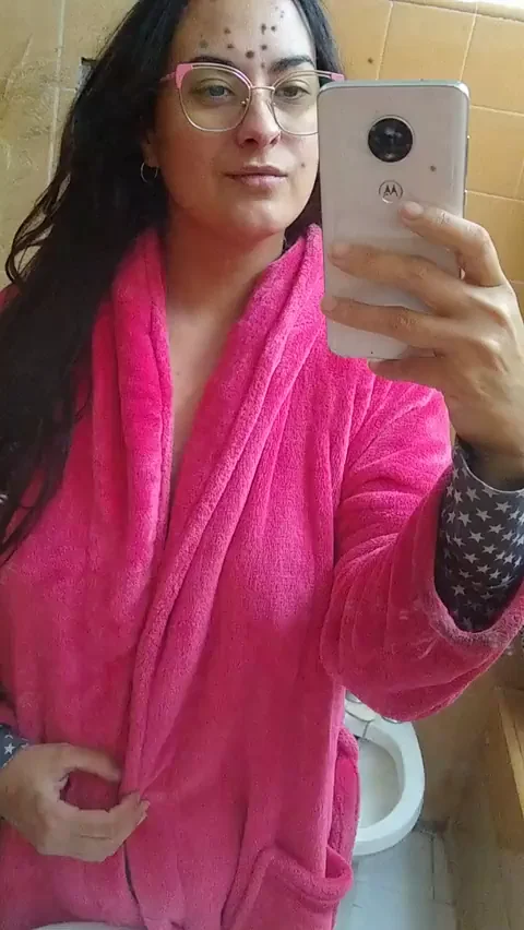 I woke up hot with my tits ðŸ”¥ (OC)