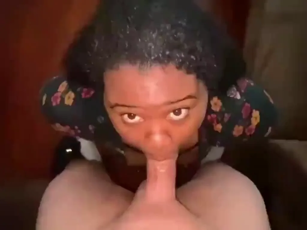 Submissive Chubby Ebony Gets a Big Facial From A White Cock