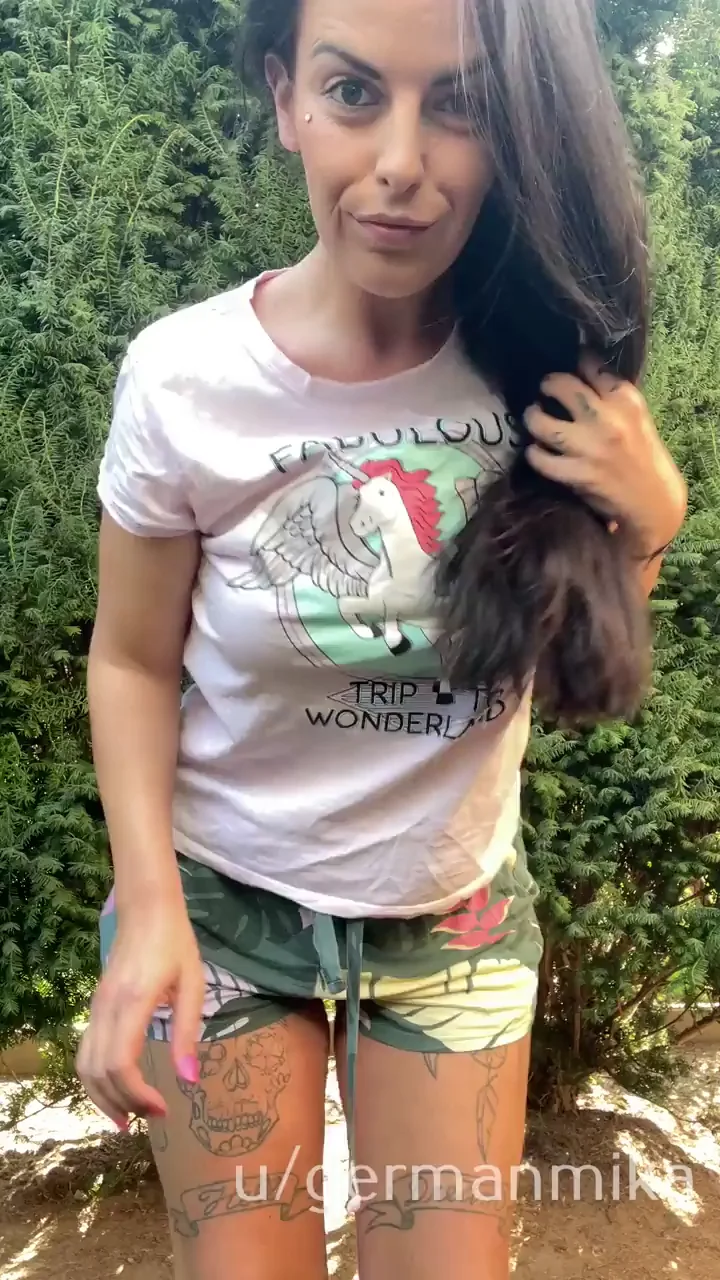 Let Me Bust These Massive Tits Out For Ya 😈💦