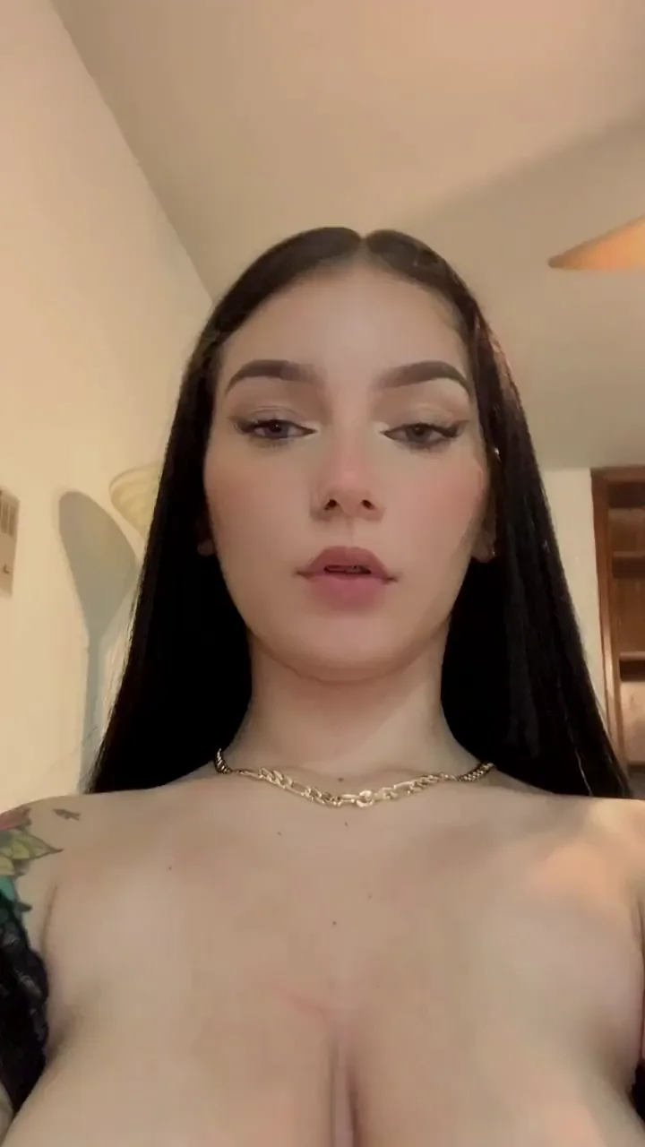 Have you ever had 19 year old Egyptian titties ..[f19]