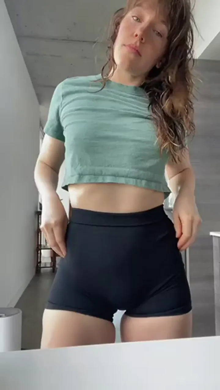 Grab my ass while I twerk on your dick