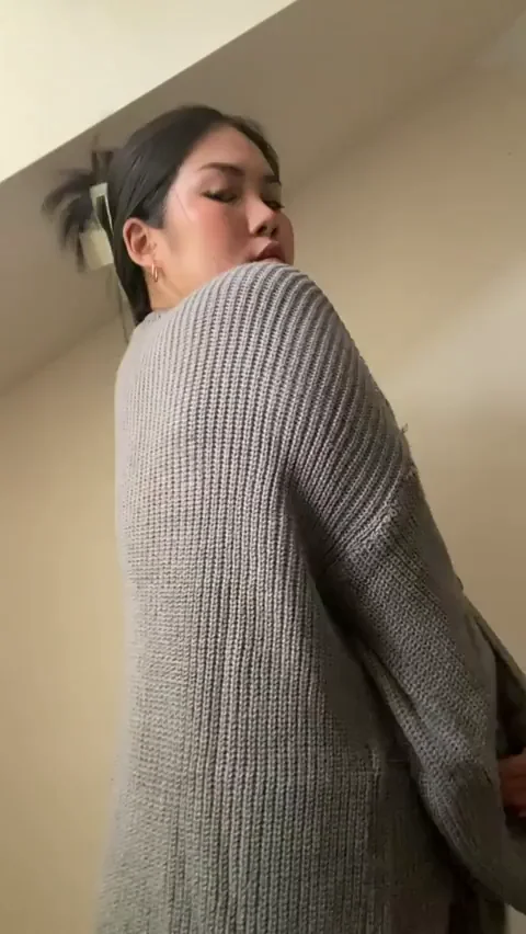 Suck my tits please [drop]