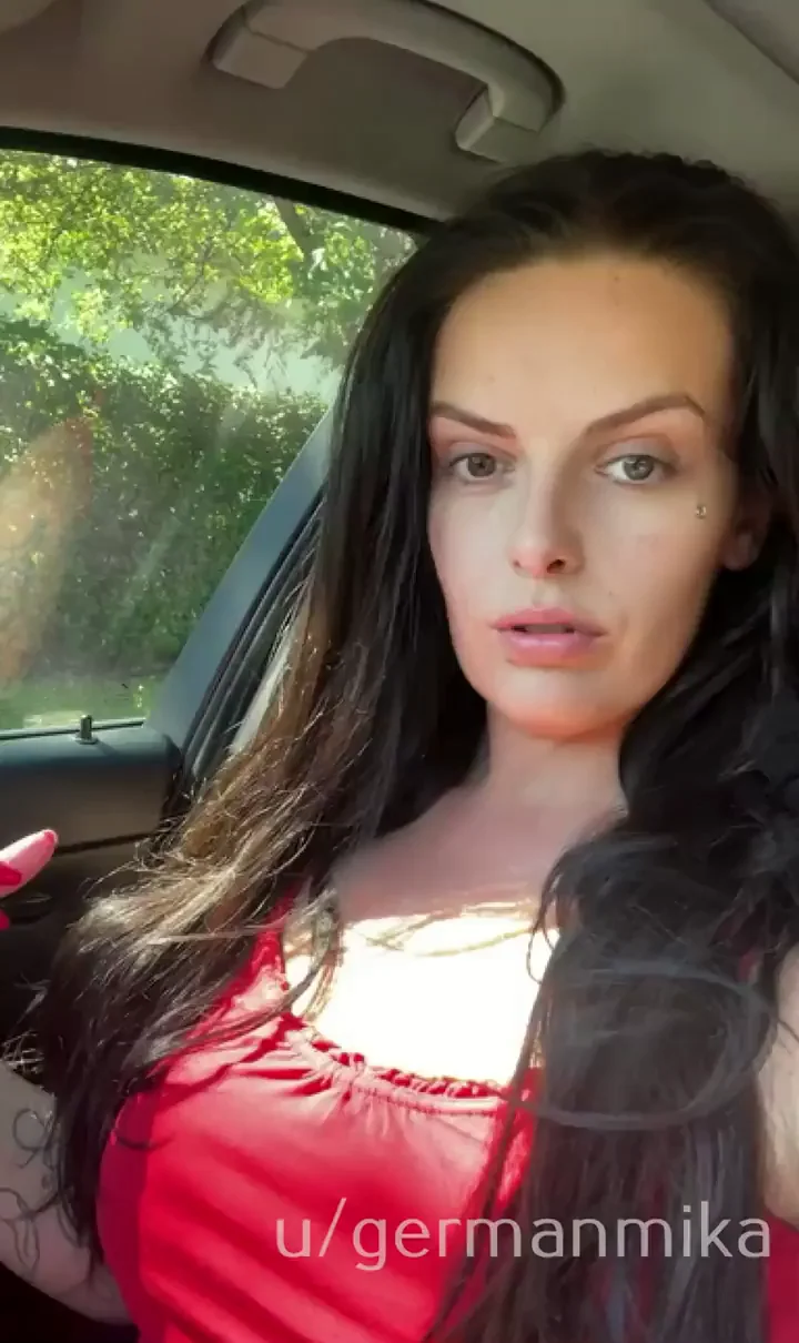 You believe that anybody saw me flashing my breasts in the parking lot