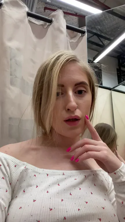 Anyone fuck me in this dressing room?)